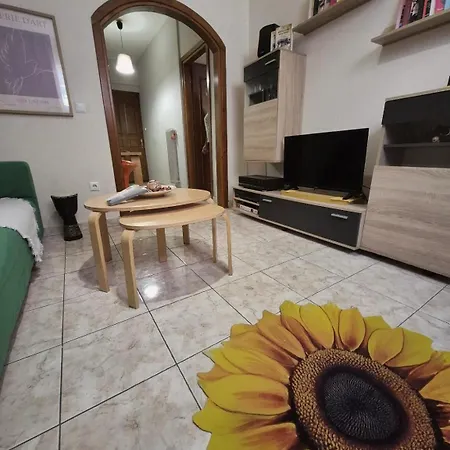 •budget Travellers •great Location
